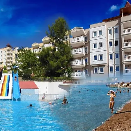 Pleasant Duplex With Shared Pool Near Beach In Alanya 阿拉尼亚